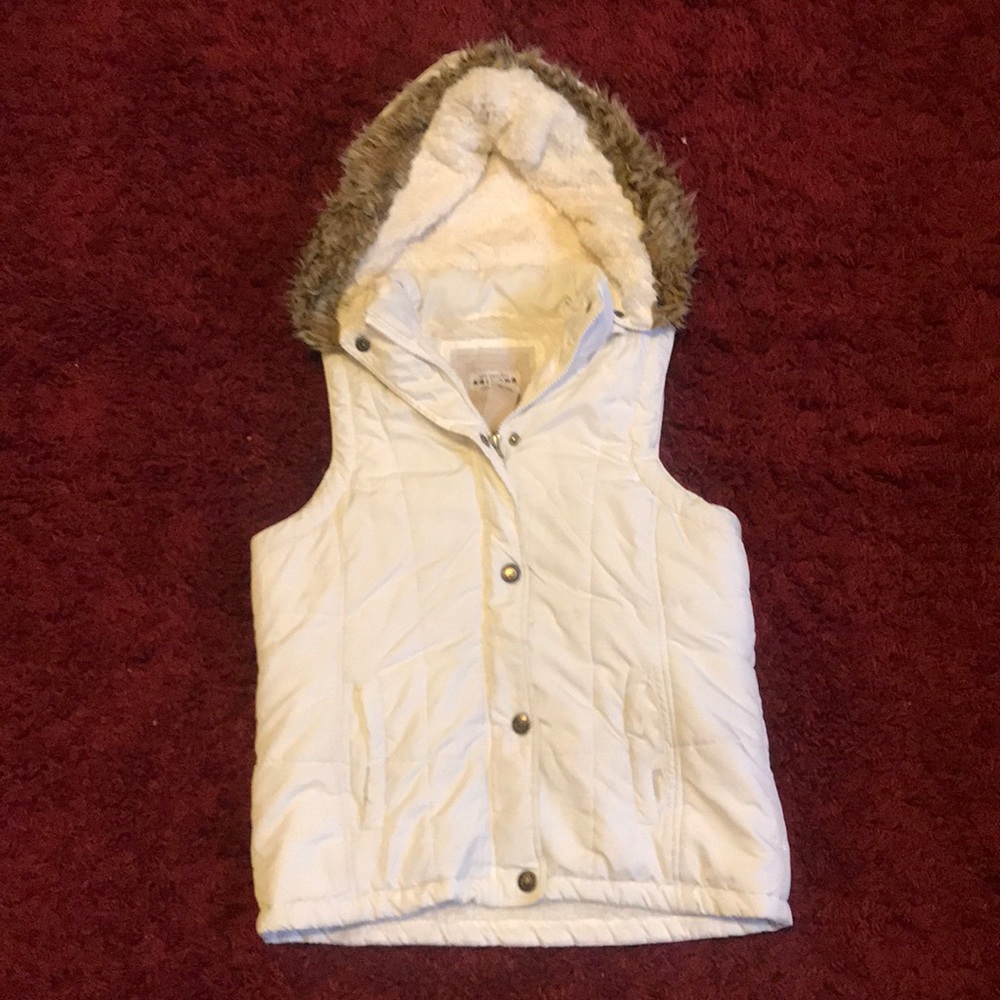 3/$20 girls vest